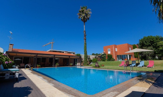 Esposende Casa | Casa de Goios - Casa con piscina rodeada de amplios jardines -Ideal para relajarse