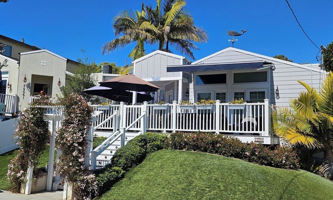 Lantern District Casa | Casa de la Ballena, back available on VRBO. Permit STR15-0329, walk to the beach