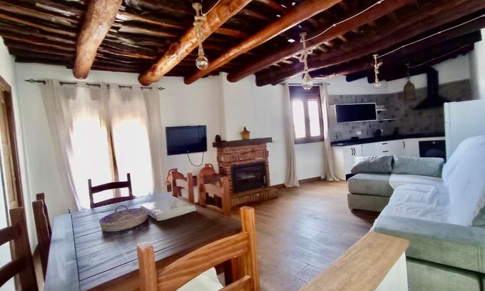 Pitres Apartamento | Casa de las Nieves