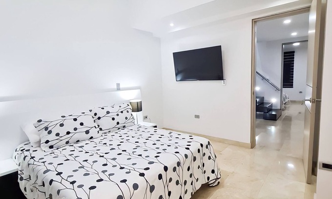 Ciudad Jardin Casa | CASA DE LUJO EN CIUDAD JARDIN