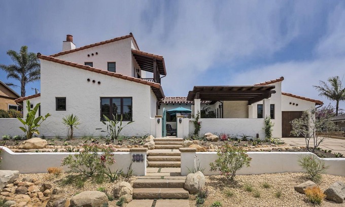 West Mesa Casa | Retiro junto al mar español a pasos de la playa-Casa de Lujo