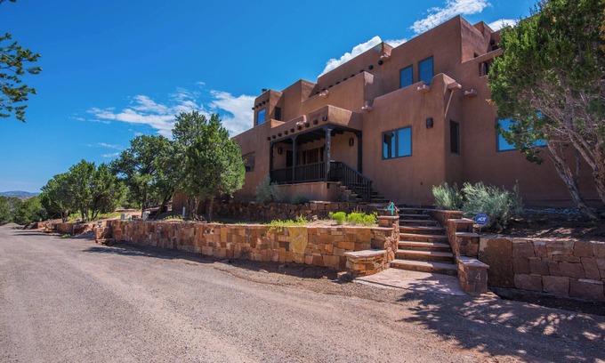 Tesuque Hills Casa | Casa de Paz | In Gated Community, Stunning Views!