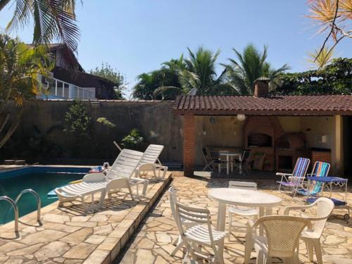 Raul Cury Casa | Casa de Praia com Piscina e Churrasqueira a 450m do Mar