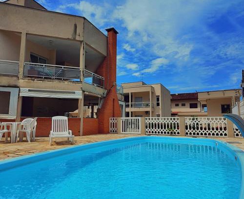 Massaguacu Casa | Casa de Praia MarAzul, 3 Quadras da PRAIA, 2 Quartos, WIFI, Garagem, condomínio com PISCINA, Churrasqueira e Sala de Jogos SINUCA