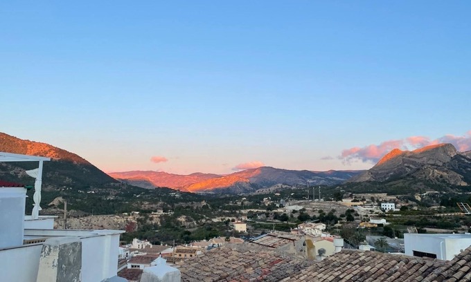 Finestrat Casa | Casa de Sueños - Village House