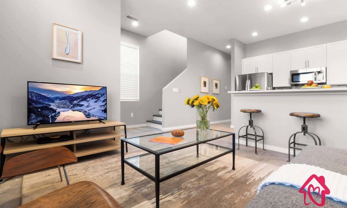 Downtown Albuquerque Casa | Casa De Tijeras – Amazing Downtown 3bd w Garage