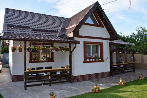 Babadag Casa | Casa de vacanță Dalia și Crina