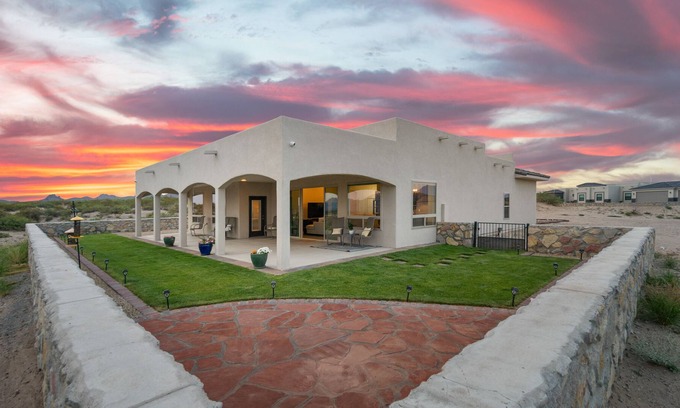 Las Cruces Casa | Casa de Vistas!! Relaxation and Spectacular Views!