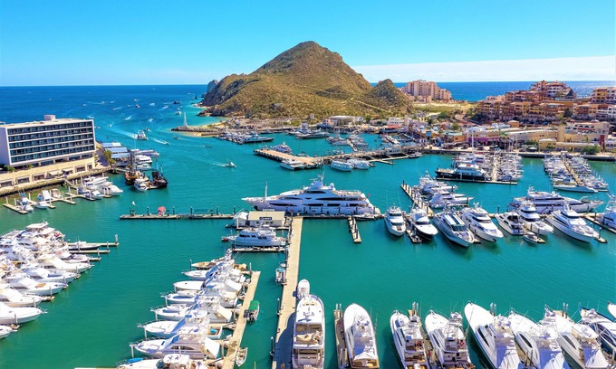 Centro Condominio | Casa Deakins is Amazing & Best Location on The Marina