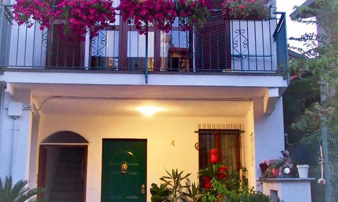 Somma Lombardo Casa | CASA DEI FIORI