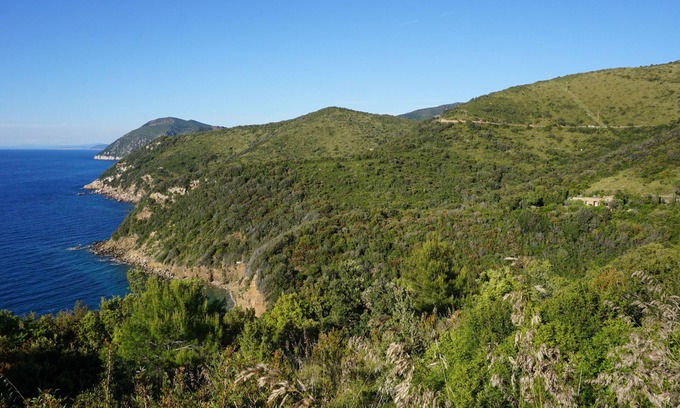Rio nell'Elba Casa | Casa dei Gabbiani, inmerso en el matorral mediterráneo