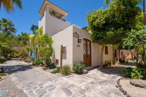 Nopolo Casa | Casa del Amor