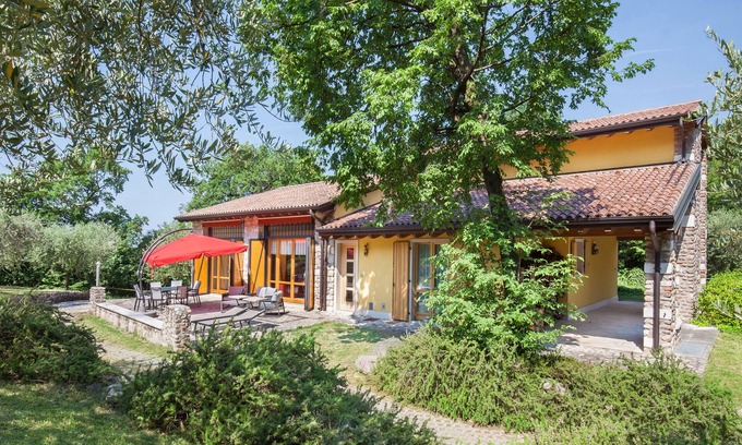 Affi Chalet De Esquí | Casa del Bosco for 8 People