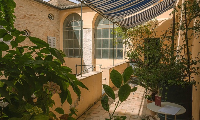 Fermo Apartamento | CASA DEL CONTE, beautiful terrace, historic center 7 km from the beaches.