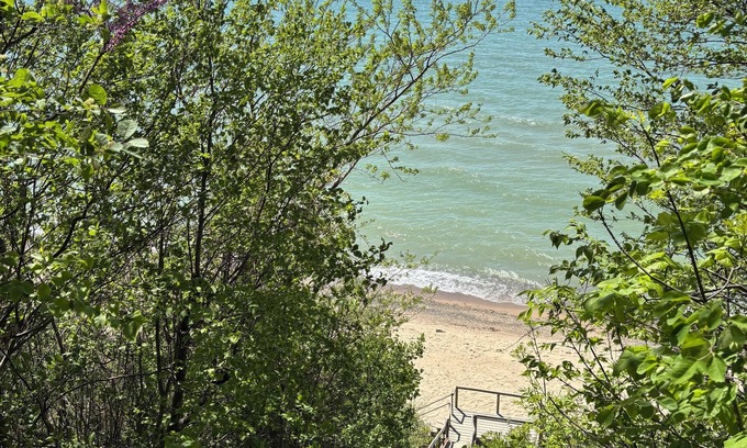 Fennville Casa | Casa del Lago - A Summer's Place on Lake Michigan