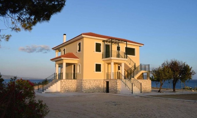 Kounopetra Apartamento | CASA DEL MARE Apartment with Veranda and view to the sea.