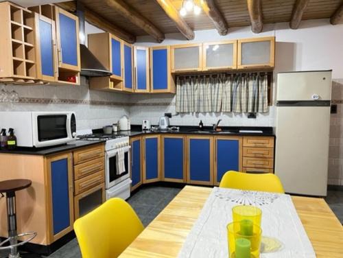 Plottier Apartamento | Casa del Pinar-Plottier-Diario Semanal Mensual-La Mejor Ubicación-Garaje Cerra do