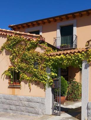 Ituero y Lama Casa | Casa del Portalón