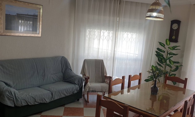 Punta Umbria Apartamento | Casa Delfin, cerca a de la playa.