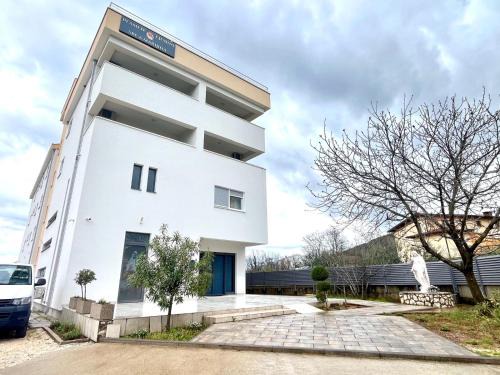 Medjugorje Cama Y Desayuno | CASA della FIAMMA D'AMORE di MARIA