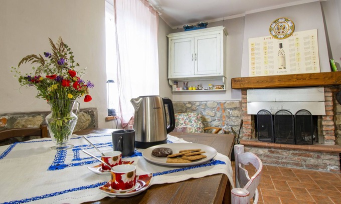 Serravalle Pistoiese Casa | Casa della Fontana by Interhome