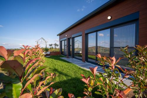 Sinteu Casa | Casa Deluxe in Sinteu - intersectia intre modern si linistea naturii