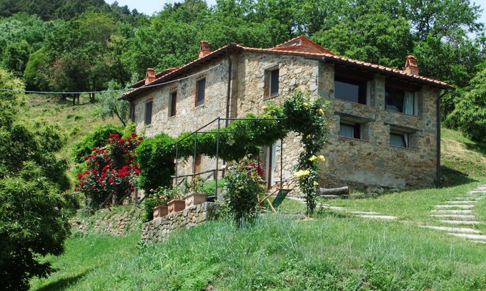 Pietrabuona Casa | Casa di Alfiero del Podere Cima di Zano - apartamento para 4 personas
