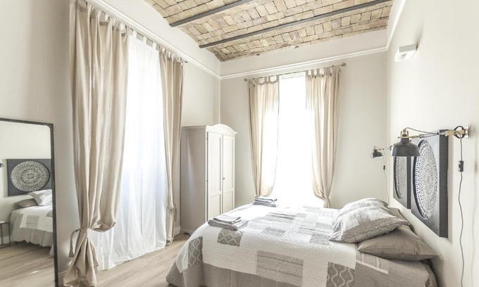 San Giovanni Casa | Casa di Ele