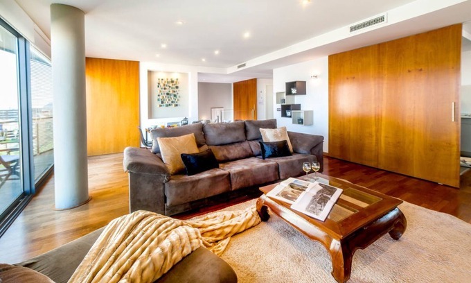 Provencals del Poblenou Apartamento | Casa Diagnol - Cuatro Habitaciones Piso, Capacidad 8