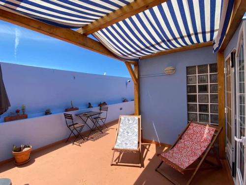 Atalaia Apartamento | Casa do Búzio Cosy Apartment next to the Beach