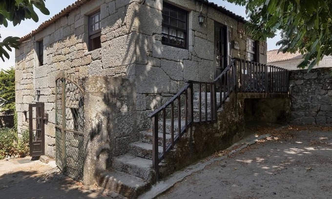 Chaves Casa | Casa del Castaño / Quinta de Santa Isabel - Apartment II