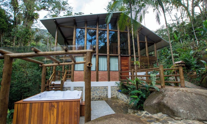 Paraty Cabaña | Casa do Lenhador, Durma ao som da Cachoeira!