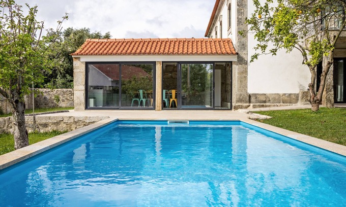 Cardielos Apartamento | Casa do Mestre: Estudio con Suite Externa con vistas a la montaña, jardín y Wi-Fi