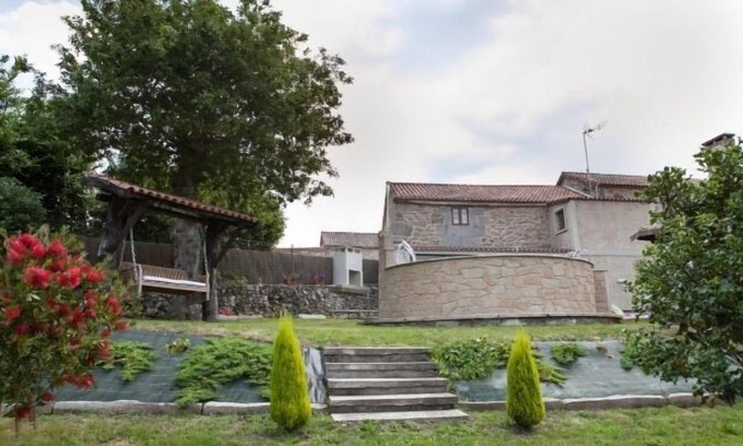 A Bana Cabaña | Casa do Vinculeiro A FIEITEIRA