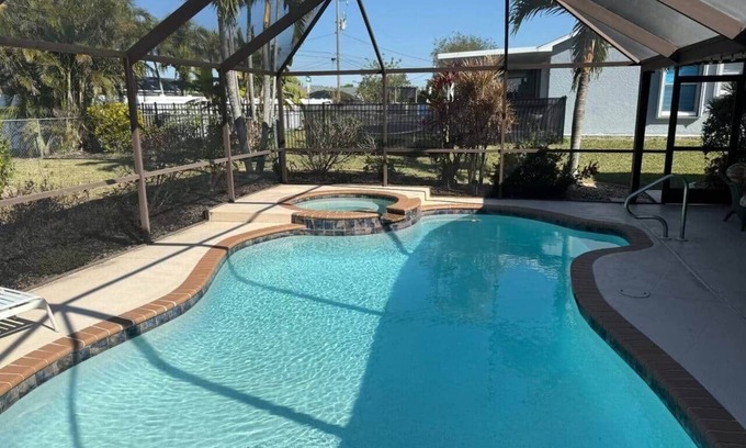Caloosahatchee Casa | Pool, Spa, and Tranquility! A beautiful oasis in SE Cape Coral awaits!