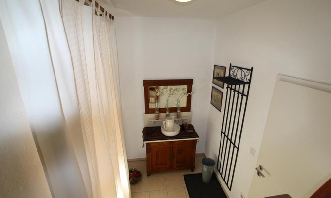 Krov Apartamento | Casa DoReLi