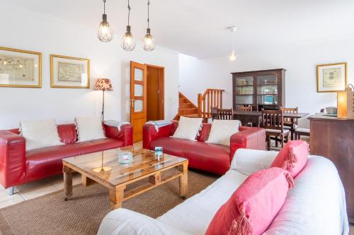 Ericeira Casa | Casa dos Minaus by LovelyStay