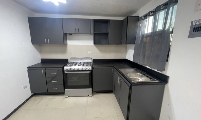 Apodaca Casa | Casa dos pisos