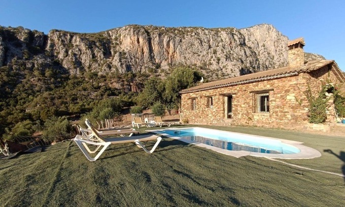 Ubrique Casa | Casa El Garciago diseñada en la naturaleza