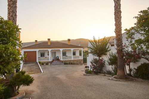 Arriate Casa | CASA EL PRADO con Piscina y Aparcamiento