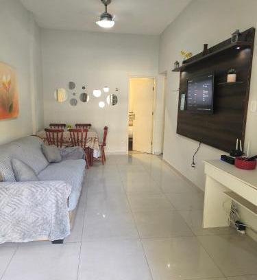 Sampaio Apartamento | Casa em condomínio no Rio de fácil acesso e vaga!