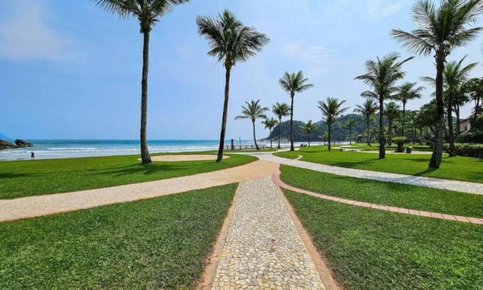 Sao Sebastiao Casa | Casa em Condomínio Pé na Areia na Praia do Engenho