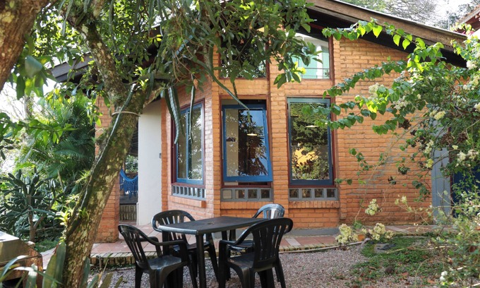 Sambaqui Casa | Casa em meio a natureza e em frente a praia PR7688