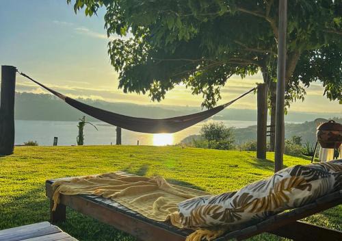 Carrancas Casa | Casa em ponto turístico de Carrancas, com PISCINA, VISTA de Cinema, 3 Suítes, cozinha EQUIPADA, NATUREZA exuberante, acesso à represa