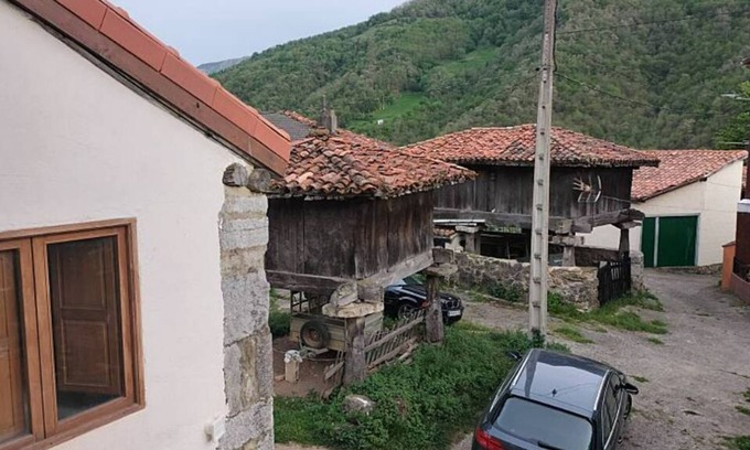 Collanzo Casa | Casa en alquiler en Santibañez de La Fuente