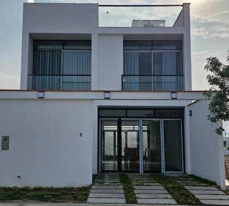Asia Casa | Casa en Asia con piscina