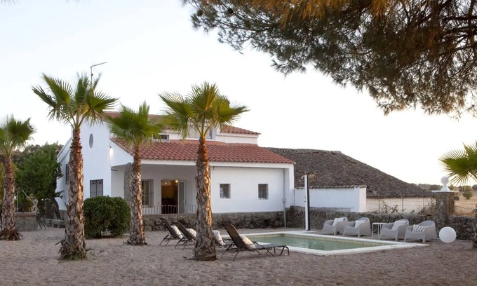 Mejorada Casa | Venta Viñas Toledo, Finca Venta Viñas, piscina privada. Toledo. Nueva.