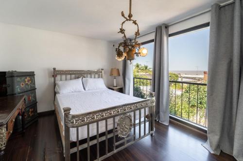 Barrio Historico Casa | Casa en el Casco Historico con Vista al Rio