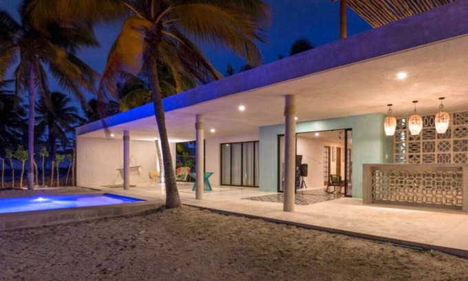 San Crisanto Casa | Beachfront Villa San Crisanto Private Pool 3BR/3BA Ocean View & Balcony