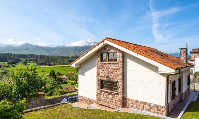 Niembro Casa | Casa en Llanes cerca de la playa, Niembru. El Carrascal